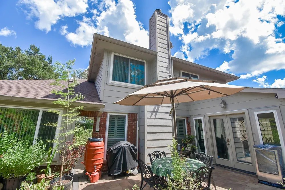 222 High Meadows Drive Sugar Land, TX 77479