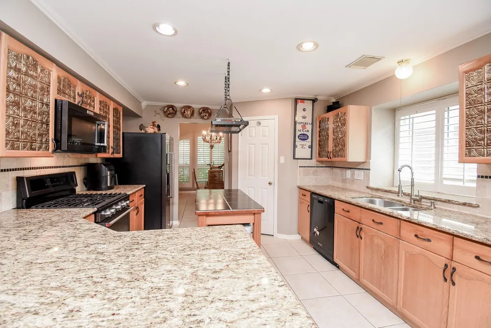 222 High Meadows Drive Sugar Land, TX 77479