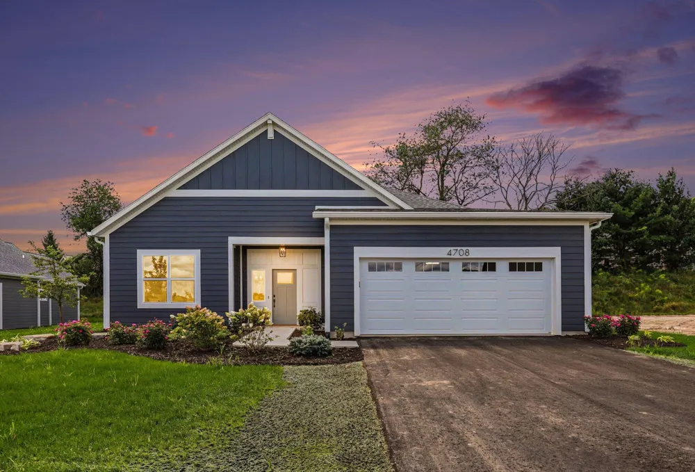 4708 Knapp Bluff Drive NE Grand Rapids, MI 49525