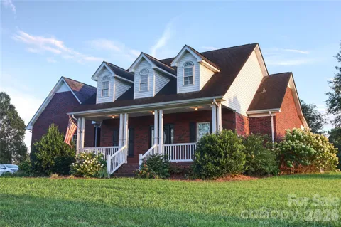 6710 Lawyers Road E