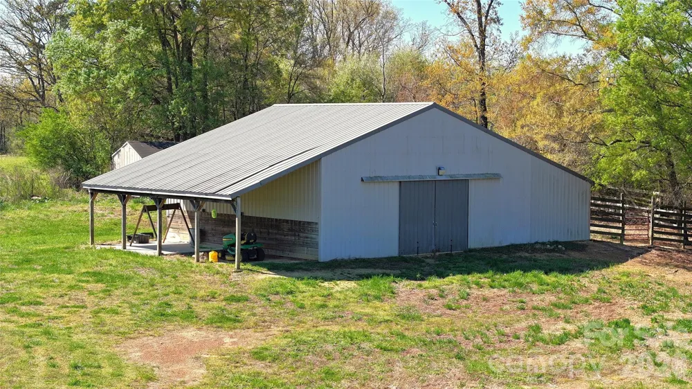 6710 Lawyers Road E Marshville, NC 28103