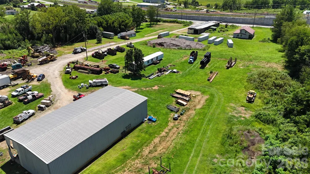 93 Benton Drive Canton, NC 28716