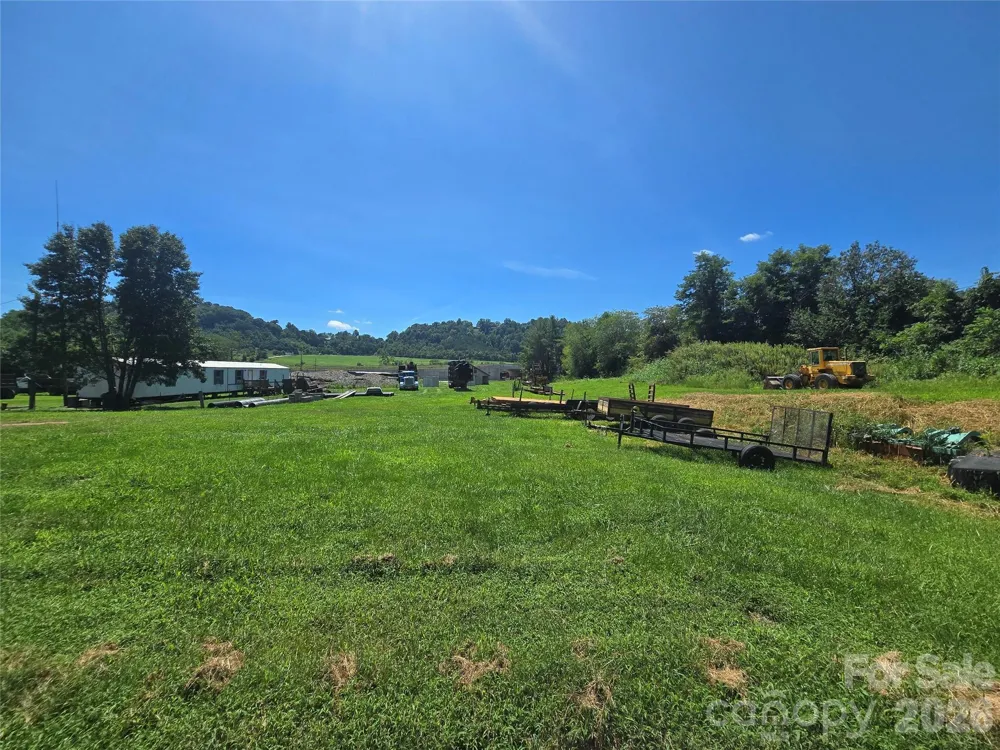 93 Benton Drive Canton, NC 28716