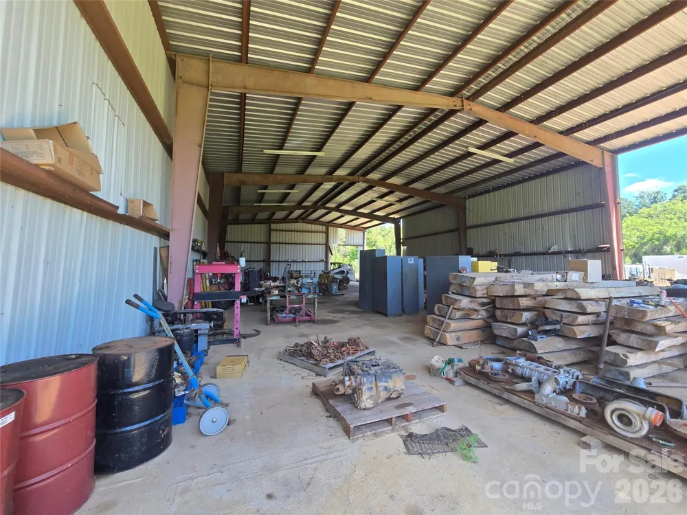 93 Benton Drive Canton, NC 28716