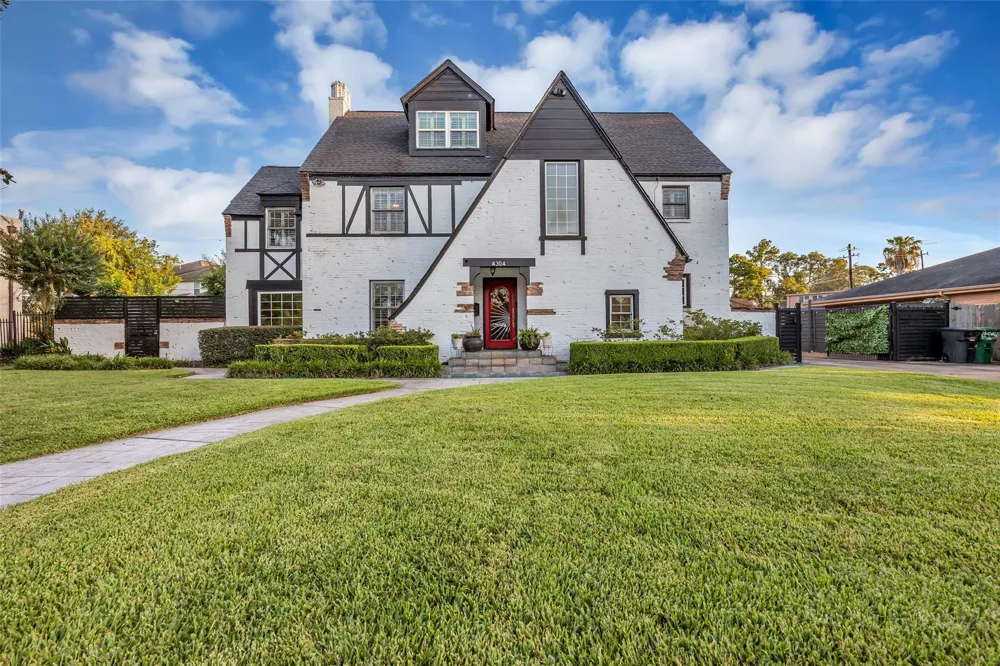 4304 Roseneath Drive Houston, TX 77021