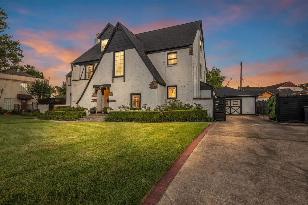 4304 Roseneath Drive Houston, TX 77021