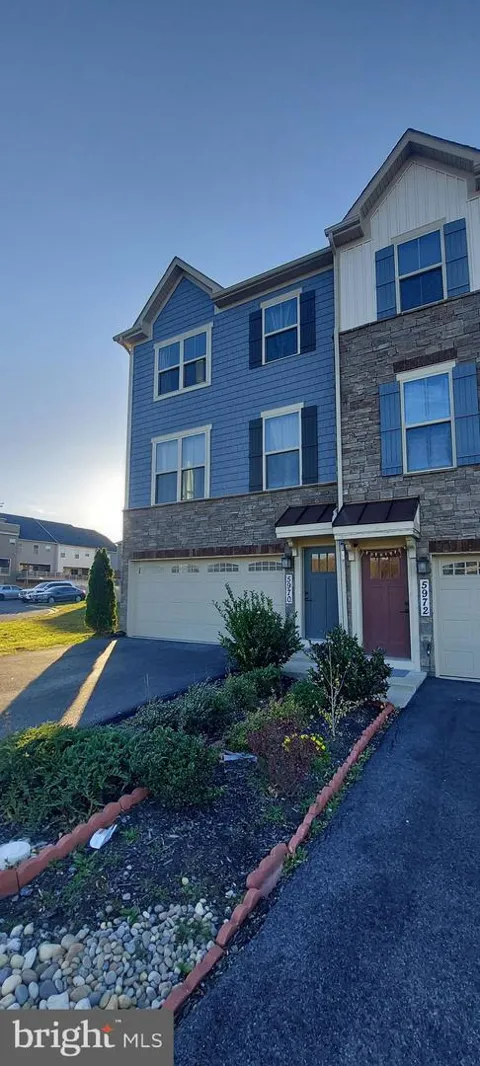5970 FALLFISH COURT