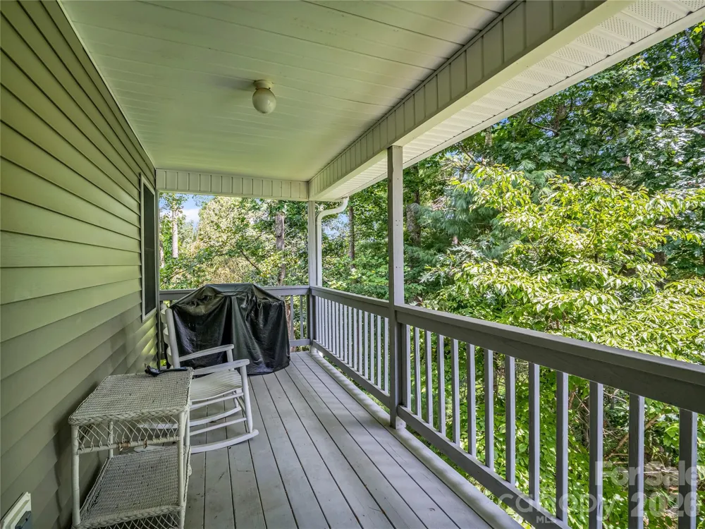 311 Ewarts Hill Road Hendersonville, NC 28739