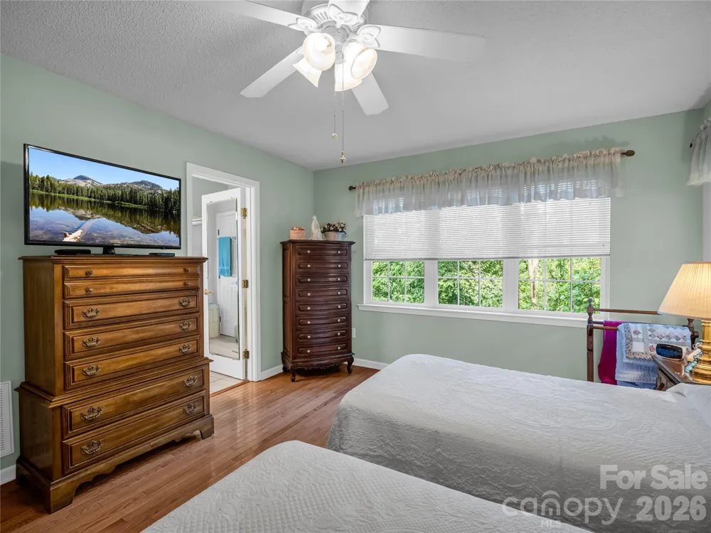 311 Ewarts Hill Road Hendersonville, NC 28739