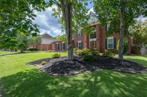 947 Valleyview Ln