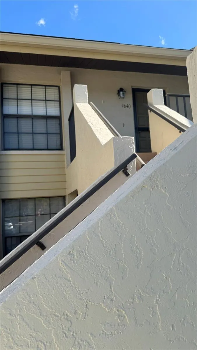 4640 WEYBRIDGE #12 Sarasota, FL 34235