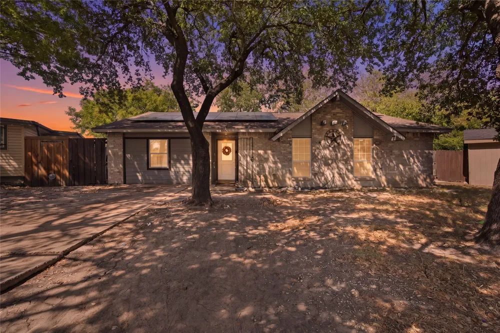 3156 Abbey Road Carrollton, TX 75007