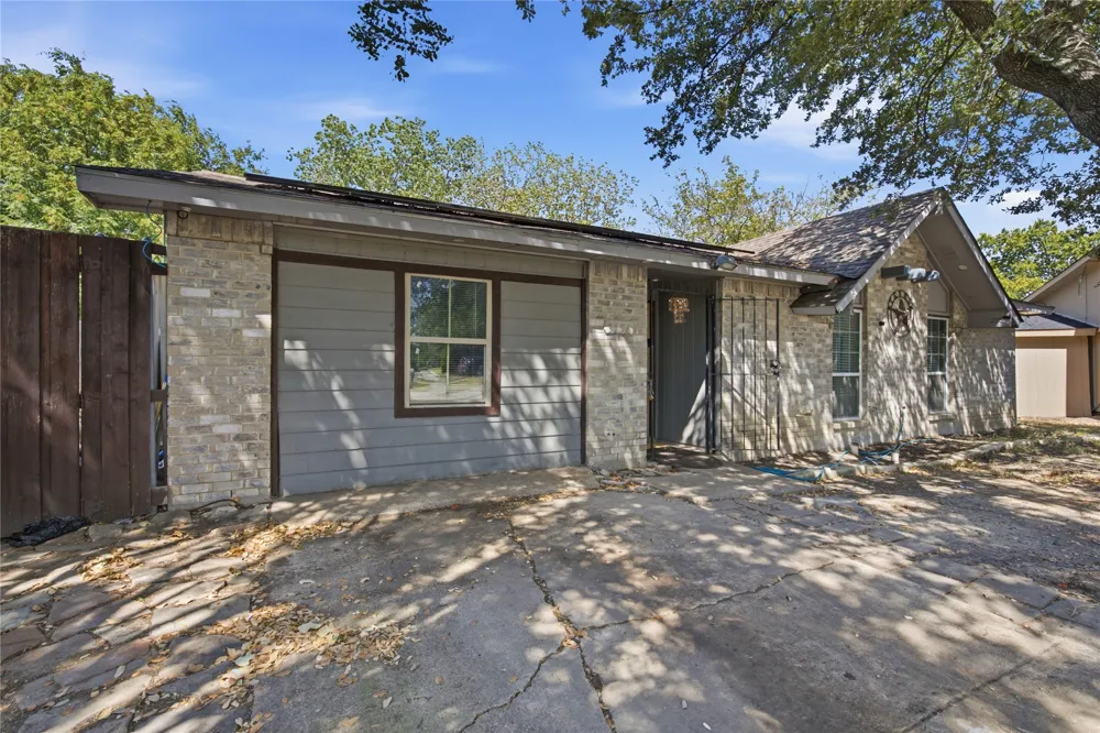 3156 Abbey Road Carrollton, TX 75007