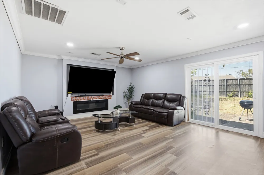 3156 Abbey Road Carrollton, TX 75007