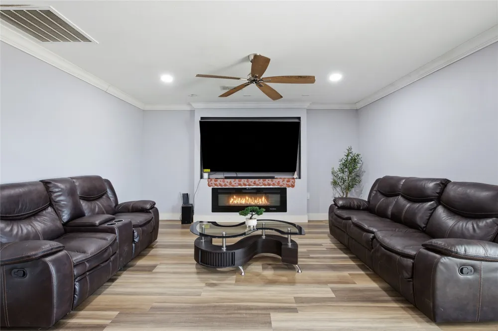 3156 Abbey Road Carrollton, TX 75007