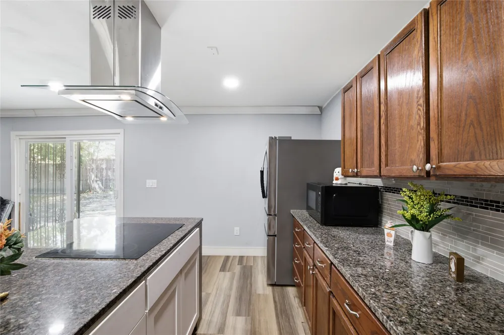3156 Abbey Road Carrollton, TX 75007