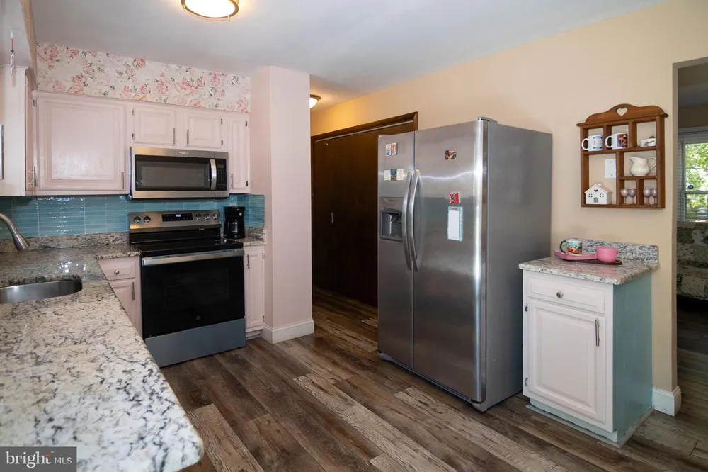 3 EAGLE COURT Sicklerville, NJ 08081
