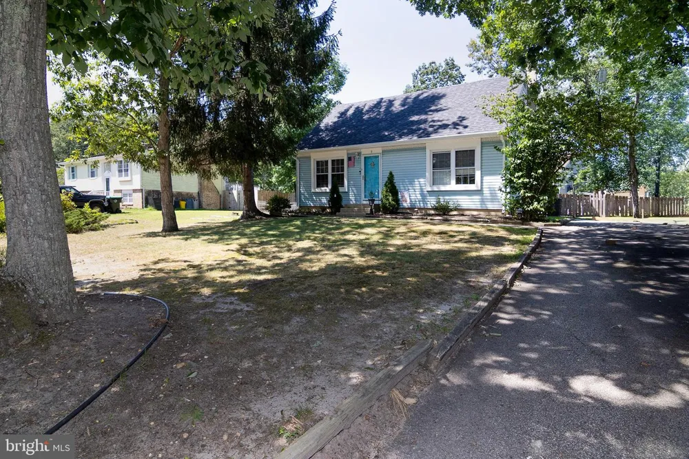 3 EAGLE COURT Sicklerville, NJ 08081