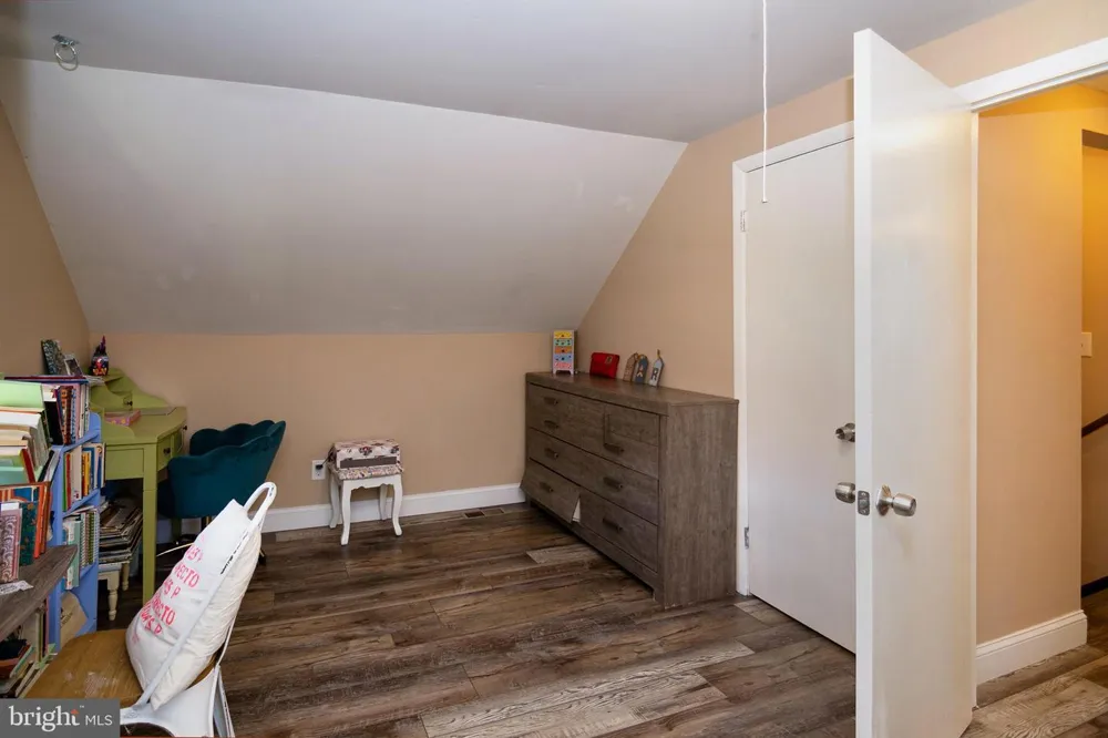 3 EAGLE COURT Sicklerville, NJ 08081