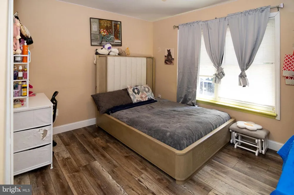 3 EAGLE COURT Sicklerville, NJ 08081