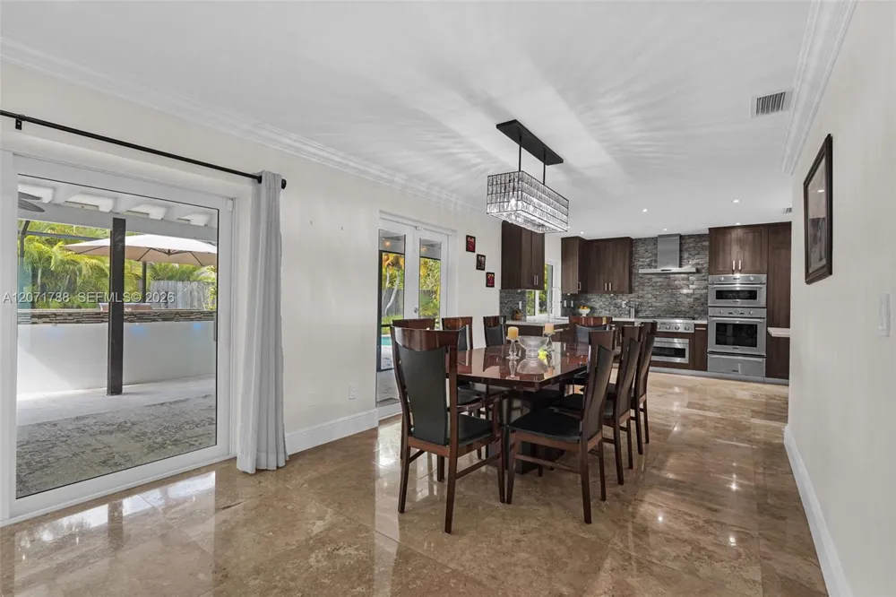 8520 SW 151st Street Palmetto Bay, FL 33158