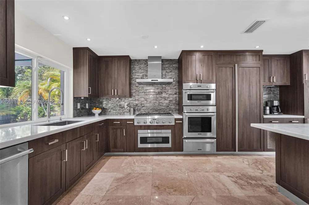 8520 SW 151st Street Palmetto Bay, FL 33158