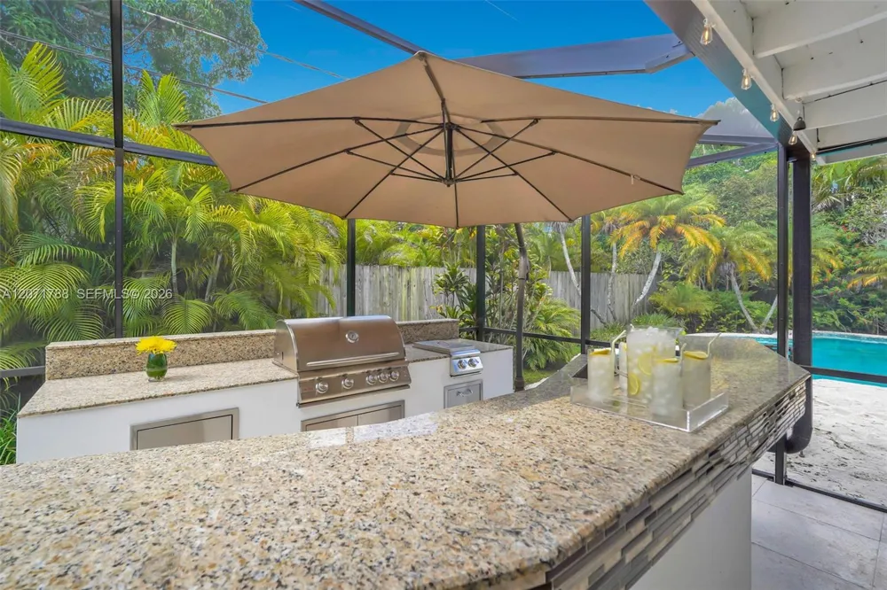 8520 SW 151st Street Palmetto Bay, FL 33158