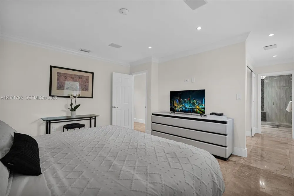 8520 SW 151st Street Palmetto Bay, FL 33158