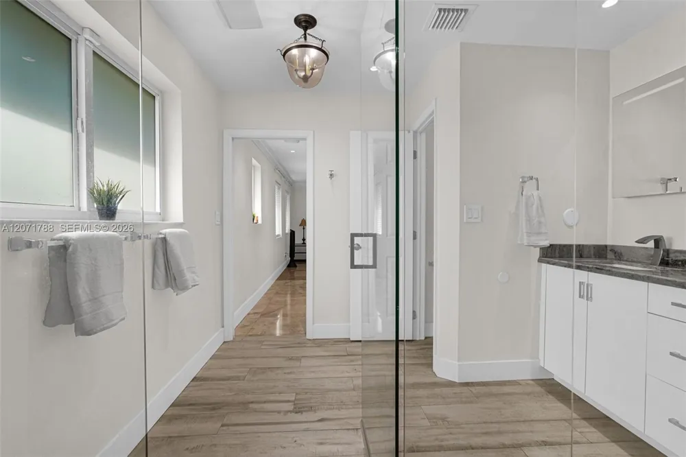 8520 SW 151st Street Palmetto Bay, FL 33158