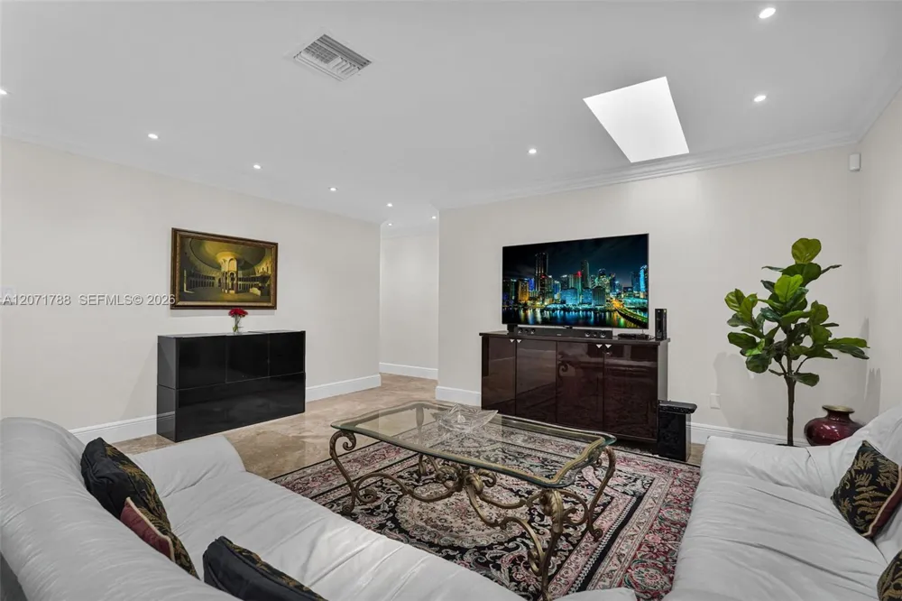 8520 SW 151st Street Palmetto Bay, FL 33158
