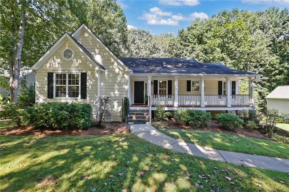 211 Westwind Drive Ball Ground, GA 30107