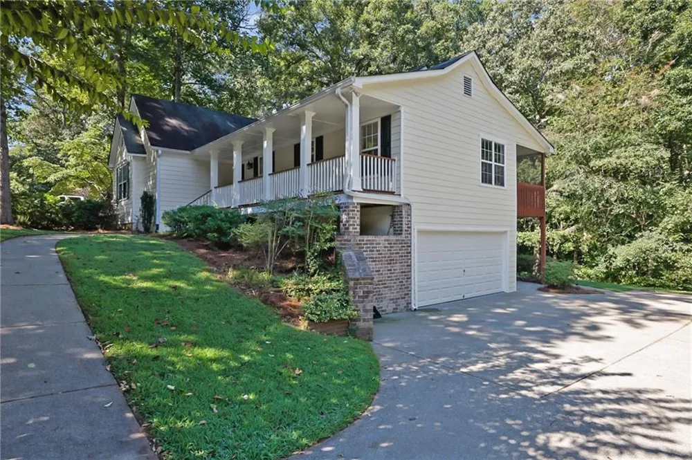 211 Westwind Drive Ball Ground, GA 30107