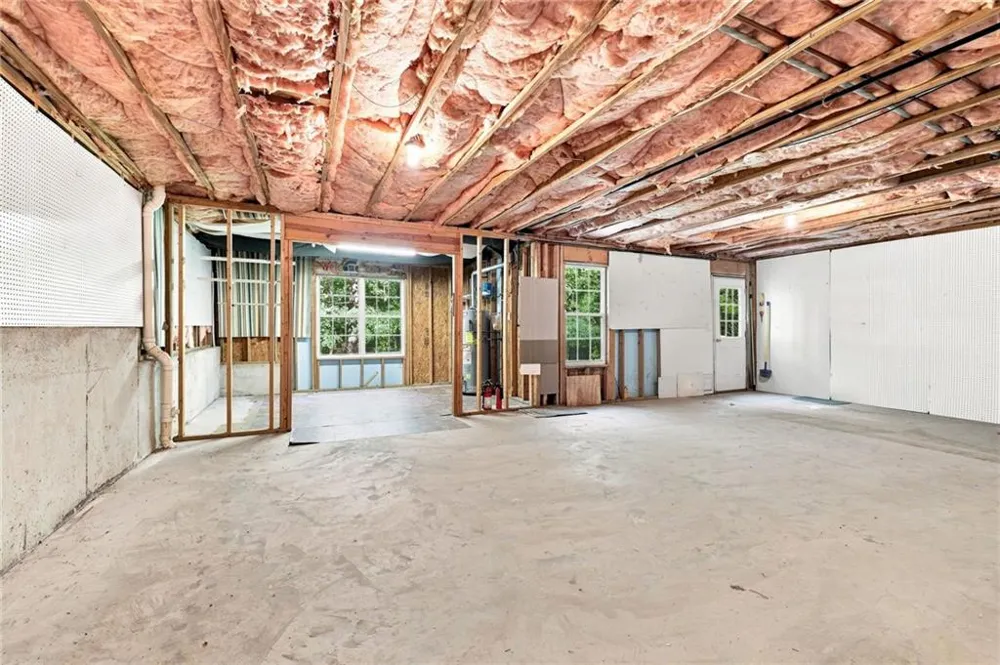 211 Westwind Drive Ball Ground, GA 30107