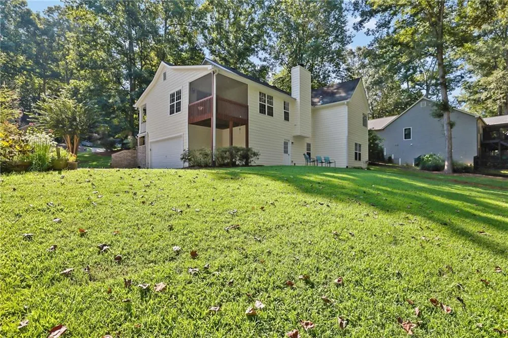 211 Westwind Drive Ball Ground, GA 30107