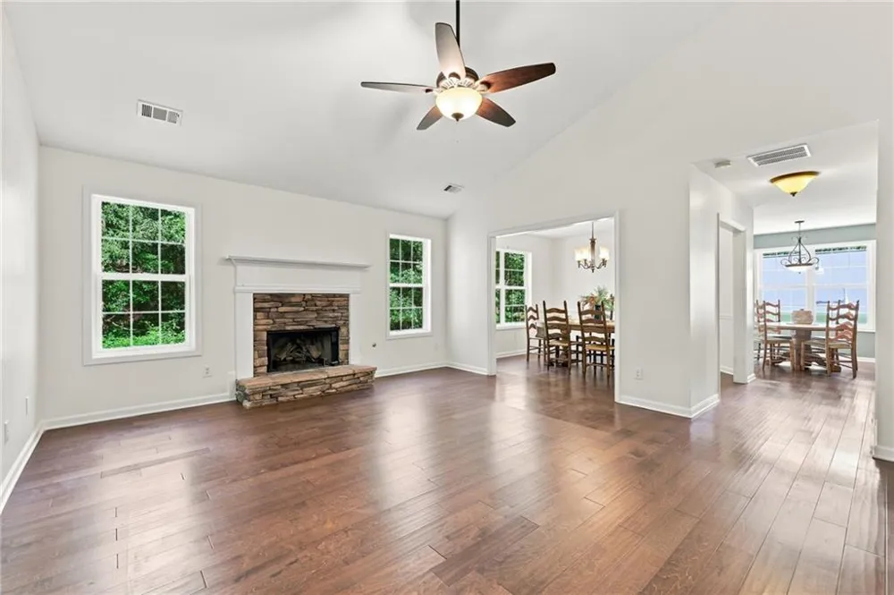211 Westwind Drive Ball Ground, GA 30107