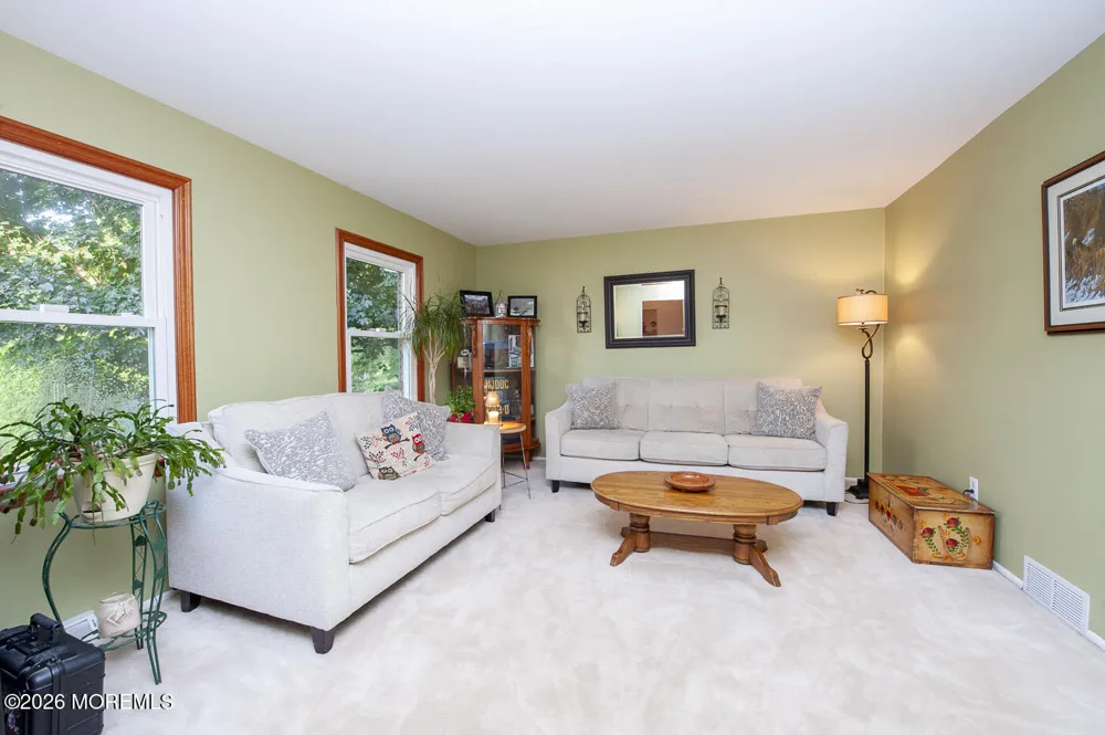 106 Chesterfield Jacobstown Road Wrightstown, NJ 08562