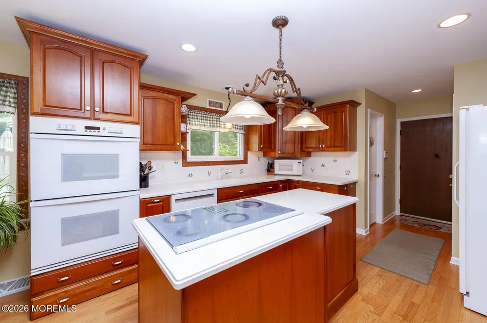 106 Chesterfield Jacobstown Road Wrightstown, NJ 08562