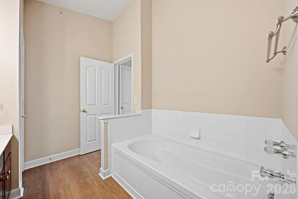 16648 E Amberside Road Cornelius, NC 28031