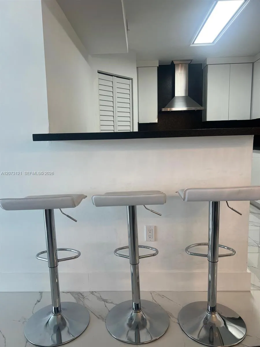 9273 Collins Ave #606 Surfside, FL 33154