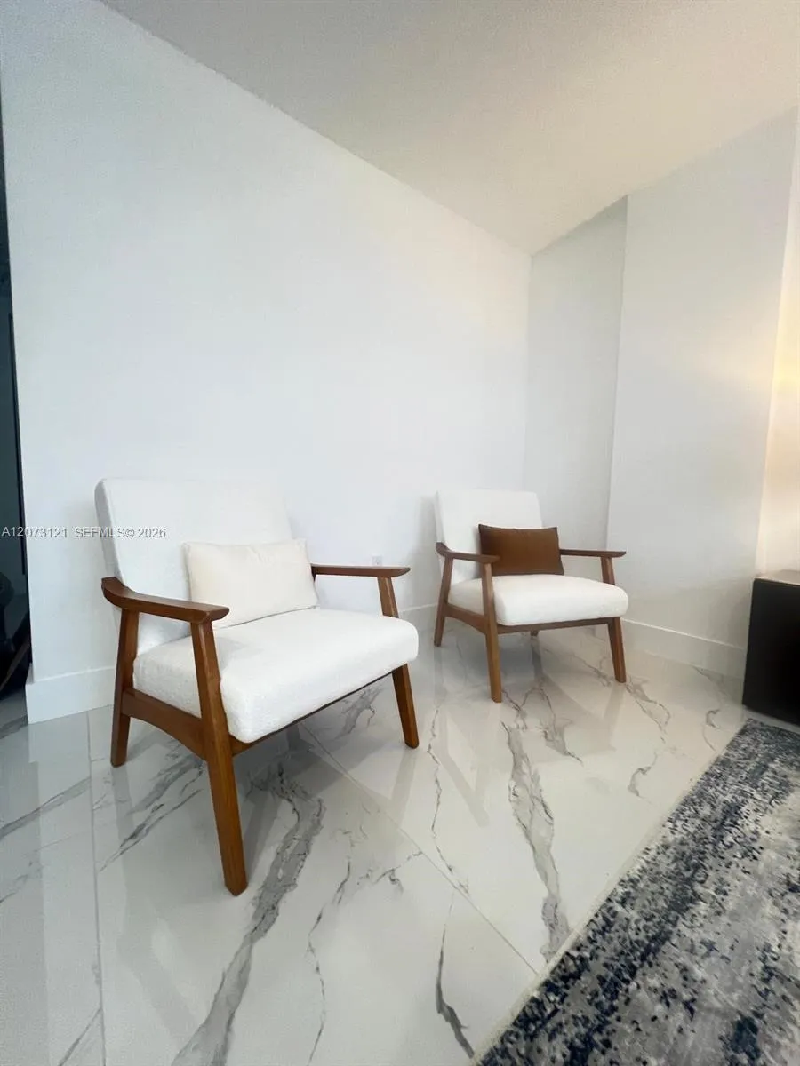 9273 Collins Ave #606 Surfside, FL 33154