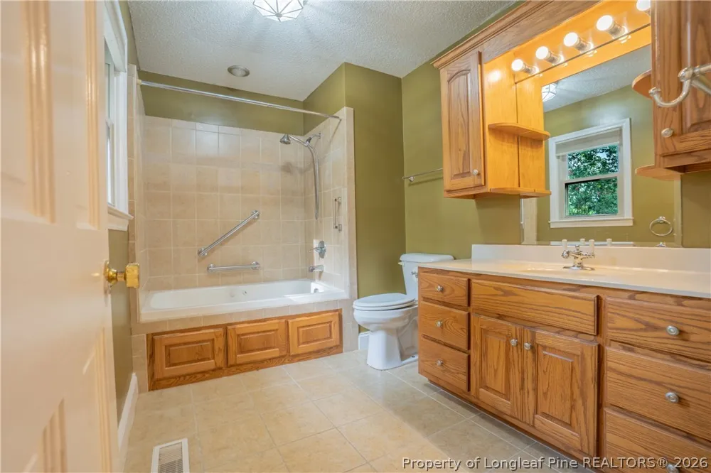 1315 Yaupon Drive Eastover, NC 28312