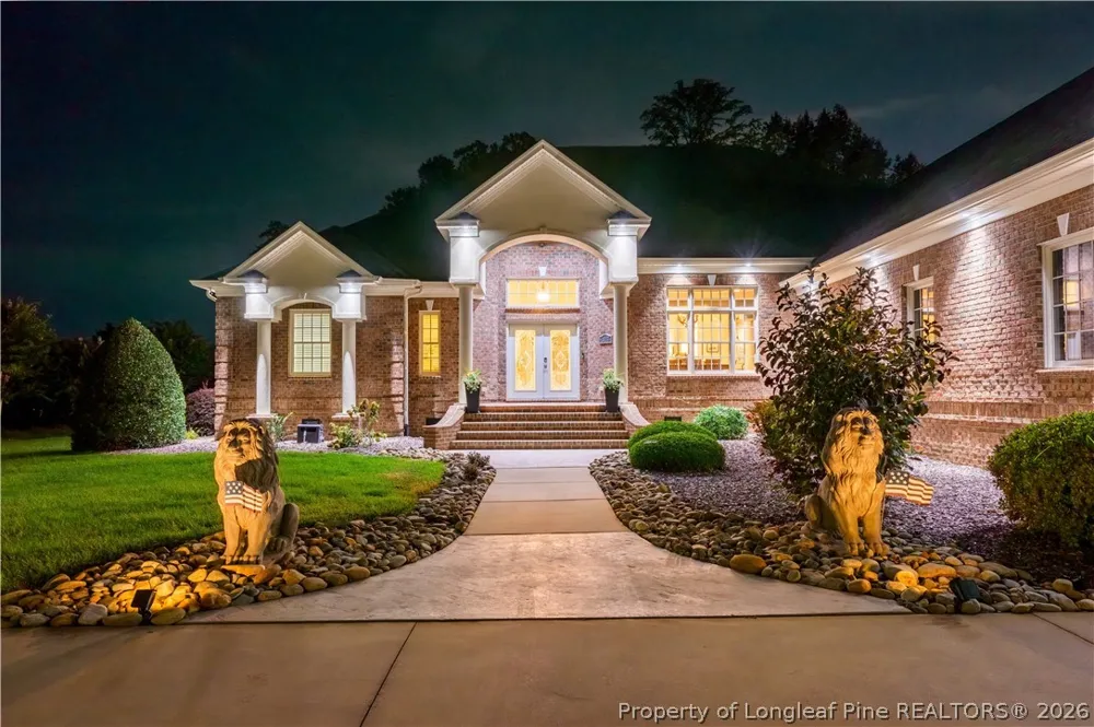 303 Grande Oak Boulevard Lumberton, NC 28358