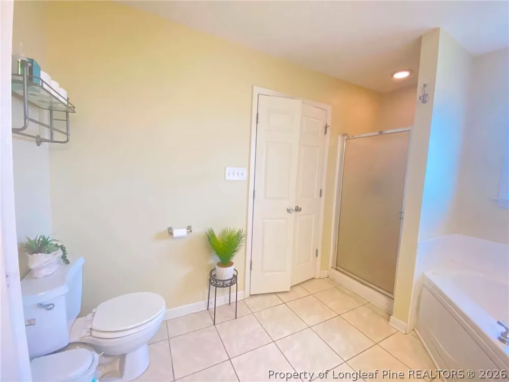 1851 Balmoral Drive Fayetteville, NC 28304