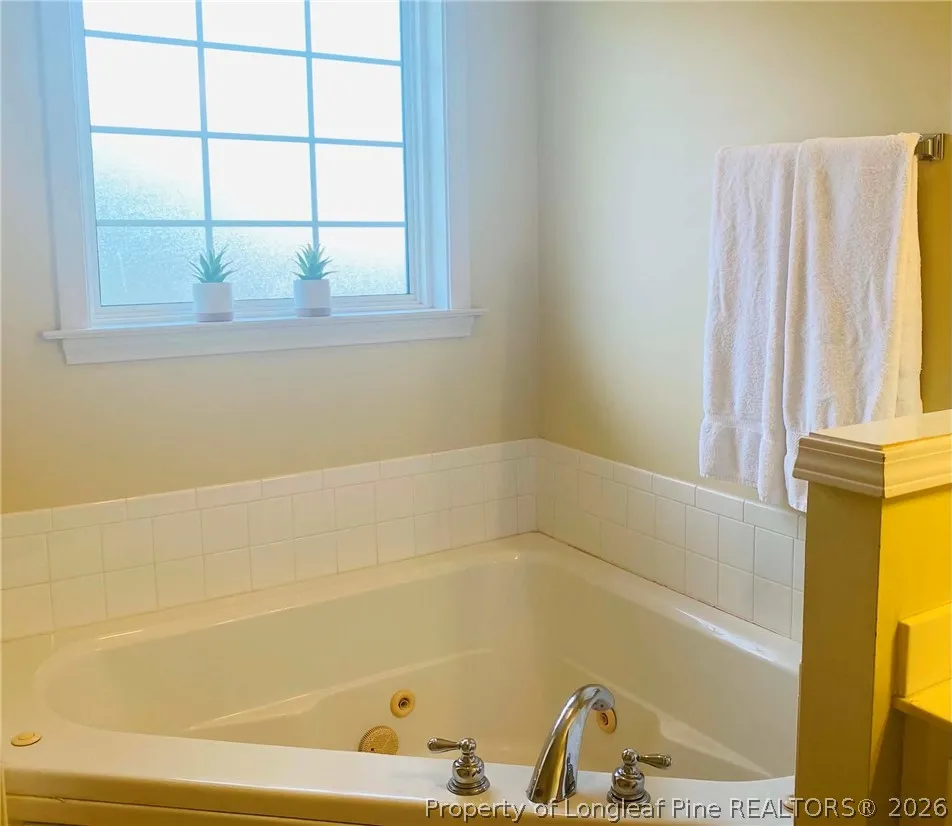 1851 Balmoral Drive Fayetteville, NC 28304