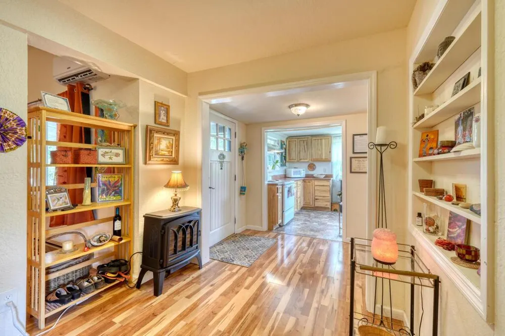 35 Chatuge Village Drive Hayesville, SC 29804