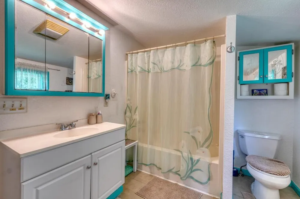 35 Chatuge Village Drive Hayesville, SC 29804