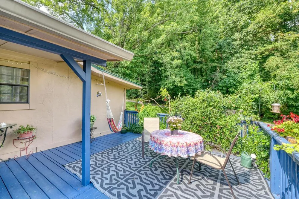35 Chatuge Village Drive Hayesville, SC 29804
