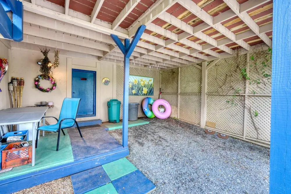 35 Chatuge Village Drive Hayesville, SC 29804