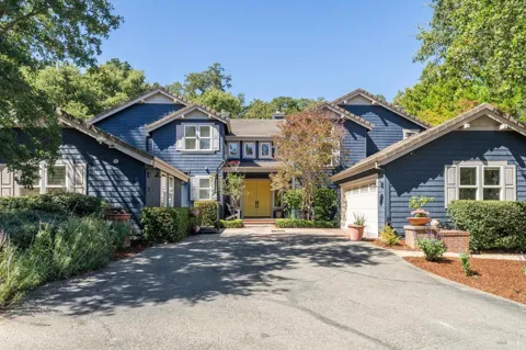 30 Oak Shade Lane