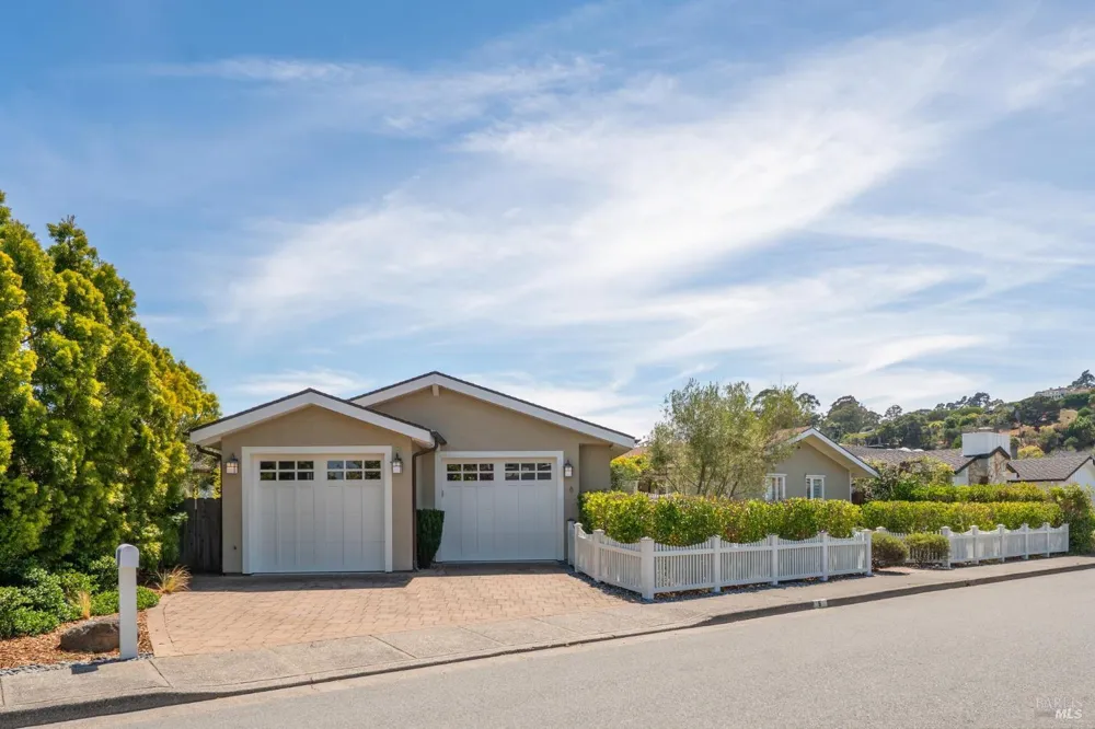 8 Saba Lane Tiburon, CA 94920